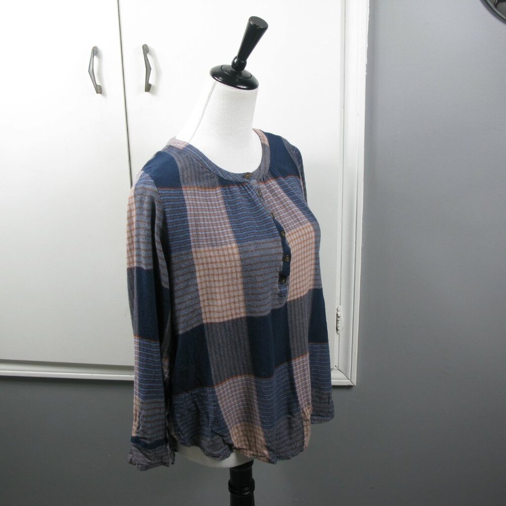 Universal Thread Soft Partial Button Front Plaid … - image 5